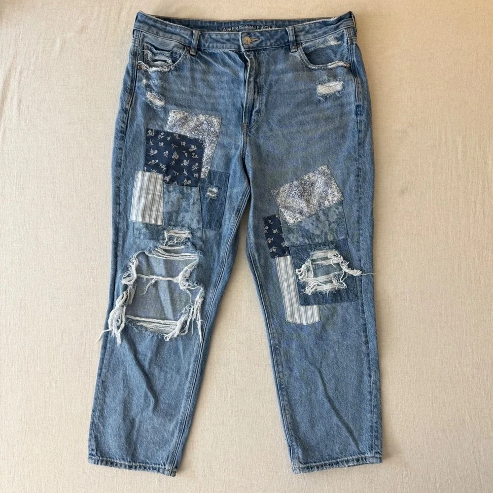 American Eagle Mom Straight Jeans Women 16 Blue Patchwork Distressed High Rise